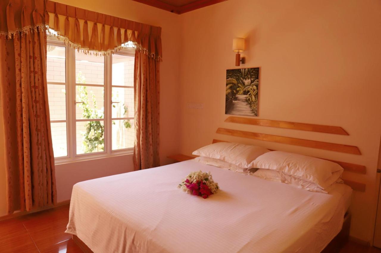 New Breeze Thoddoo Inn ภายนอก รูปภาพ