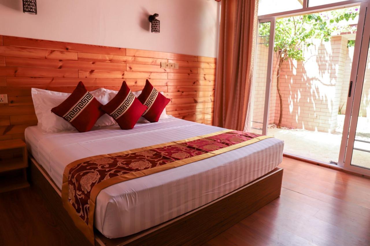 New Breeze Thoddoo Inn ภายนอก รูปภาพ