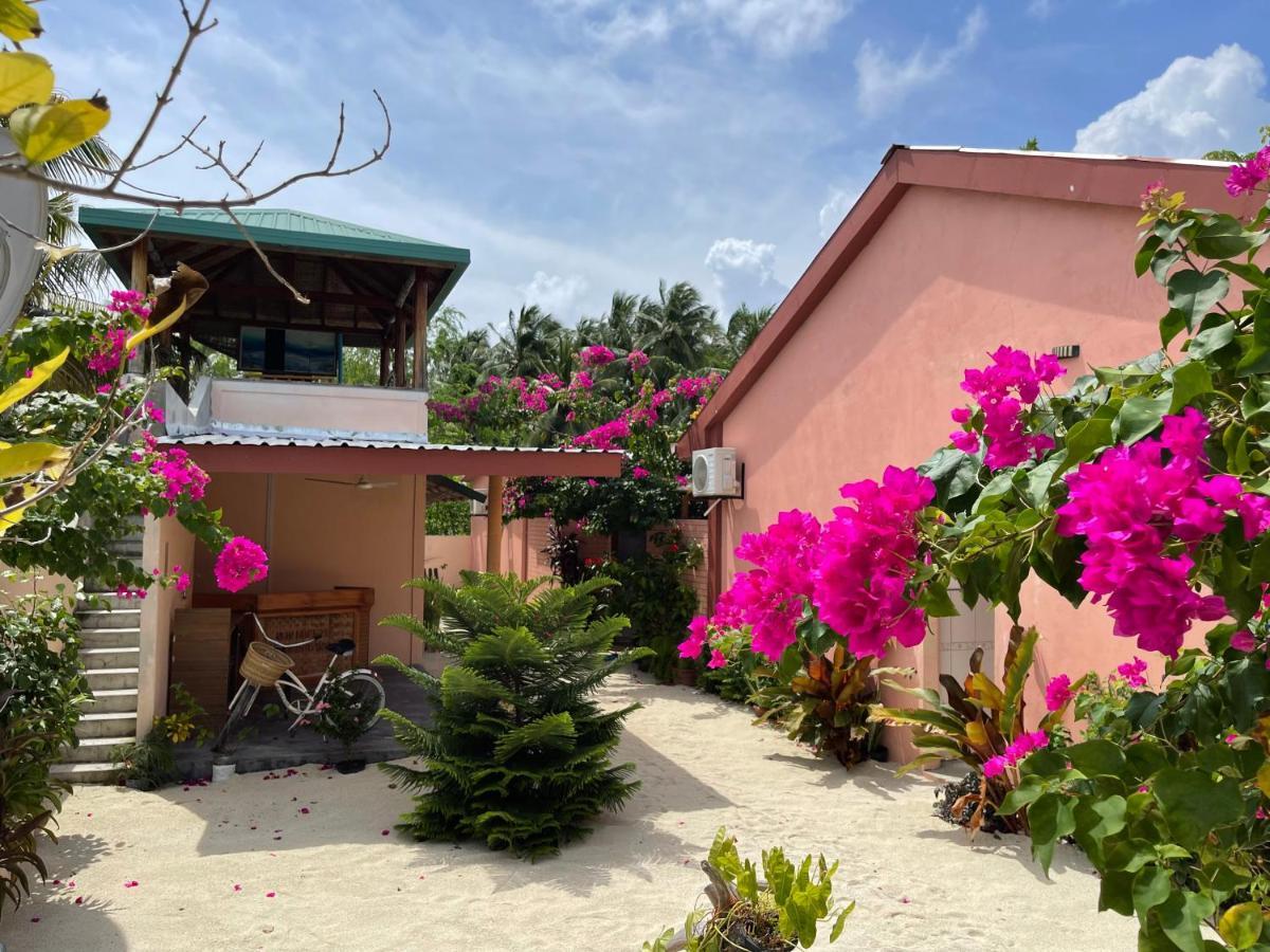 New Breeze Thoddoo Inn ภายนอก รูปภาพ